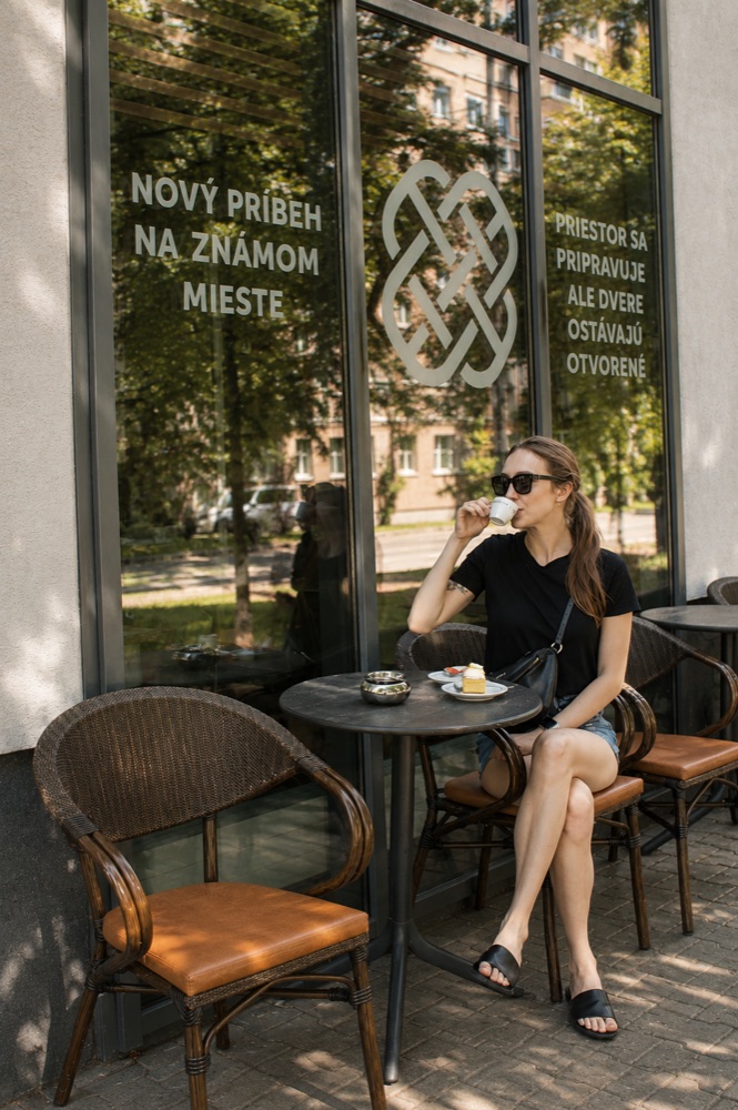 Community zóna bistra RODIN pre spoločné stretnutia